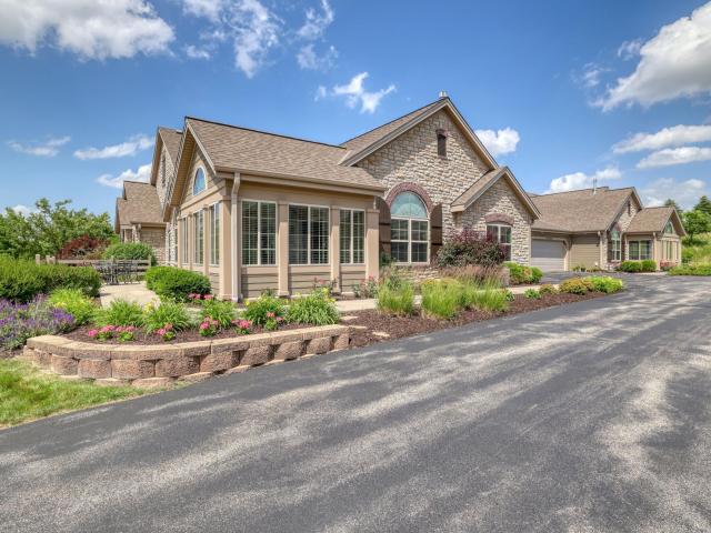 Condo for sale in Sussex, Wisconsin