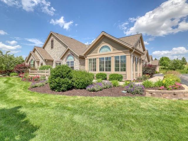 Condo for sale in Sussex, Wisconsin