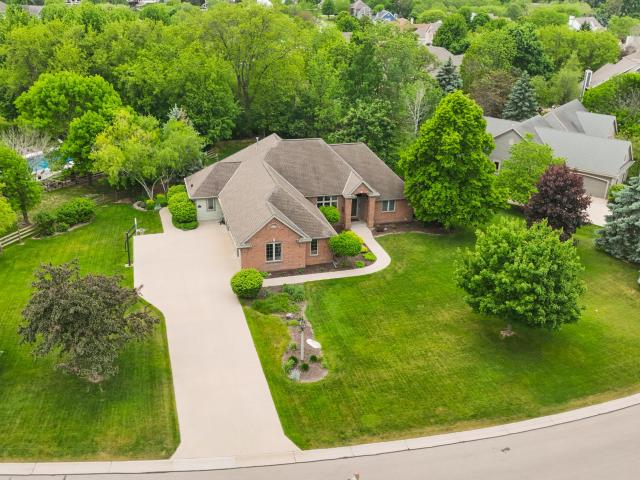 House for sale in Pewaukee, Wisconsin