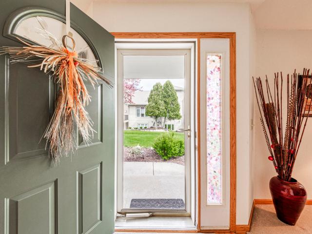 Condo for sale in Pewaukee, Wisconsin