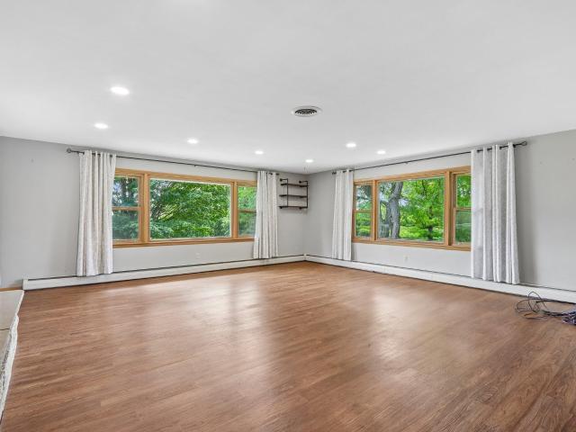 House for sale in Pewaukee, Wisconsin