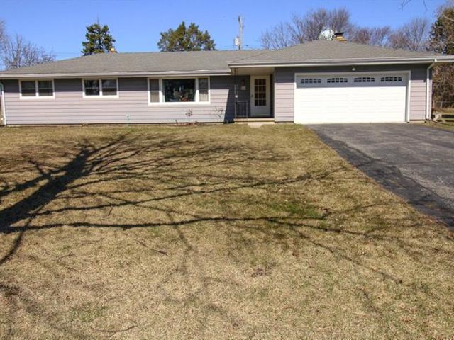 House for sale in Pewaukee, Wisconsin