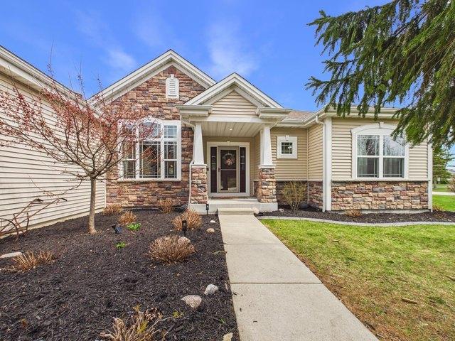 House for sale in Pewaukee, Wisconsin