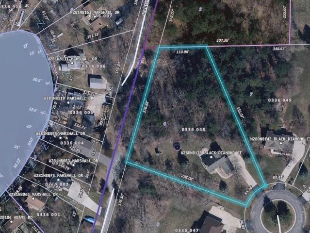 House for sale in Hartland, Wisconsin