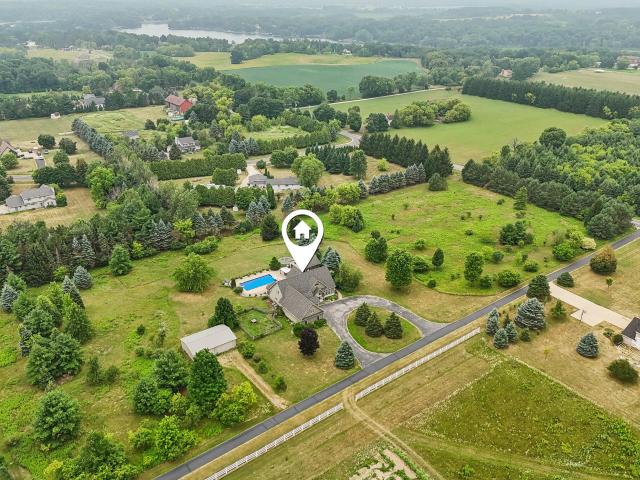 House for sale in Hartland, Wisconsin