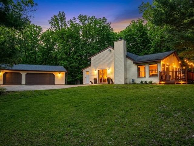 House for sale in Juneau, Wisconsin