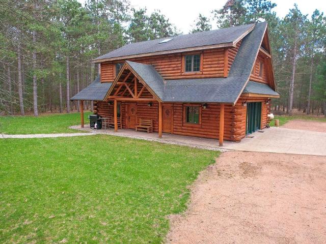 House for sale in Juneau, Wisconsin