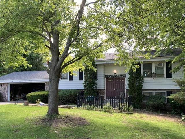 House for sale in Mukwonago, Wisconsin