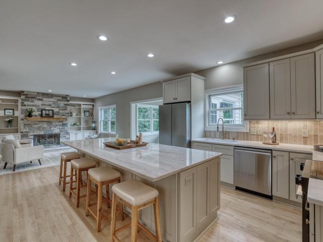 House for sale in Hartland, Wisconsin