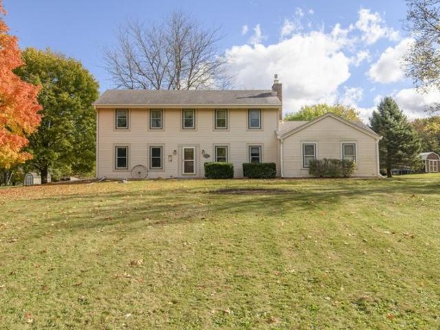 House for sale in Mukwonago, Wisconsin