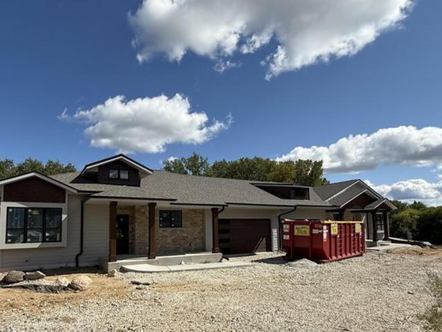 Condo for sale in Oconomowoc, Wisconsin