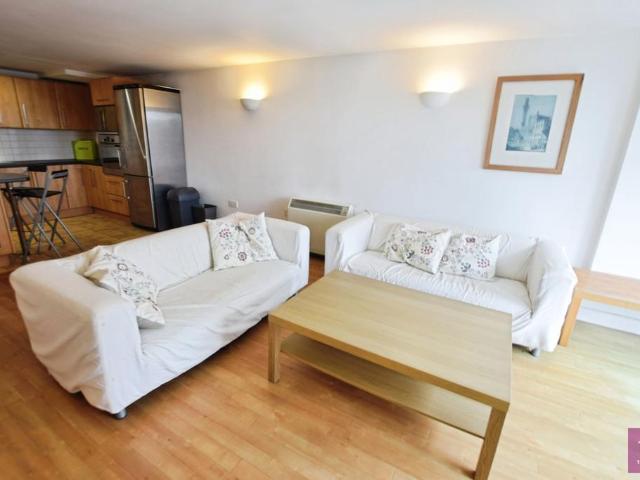 Apartment for rent in Petersfield, Manchester