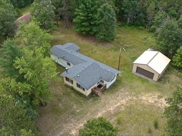 House for sale in Juneau, Wisconsin