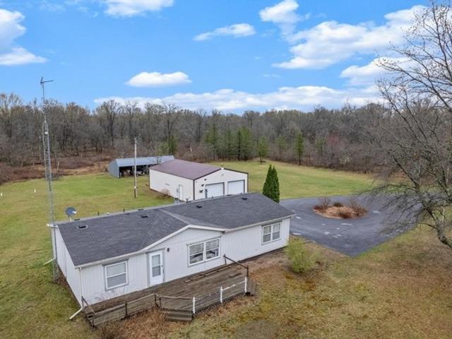 House for sale in Juneau, Wisconsin