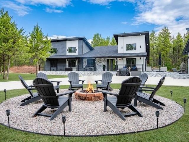 House for sale in Juneau, Wisconsin
