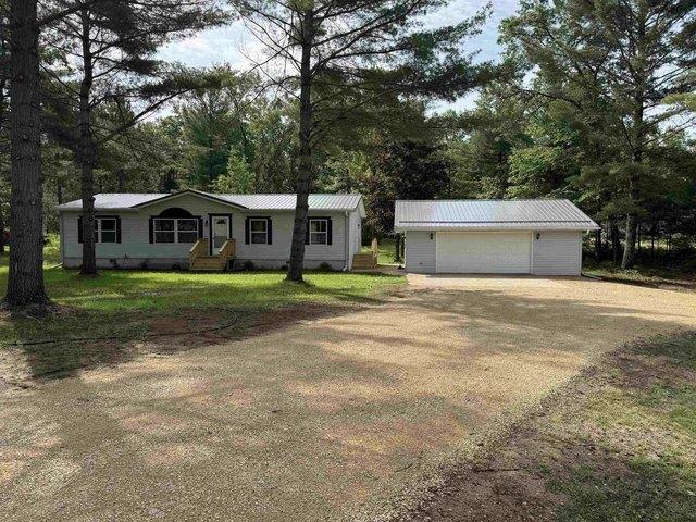 House for sale in Shawano, Wisconsin