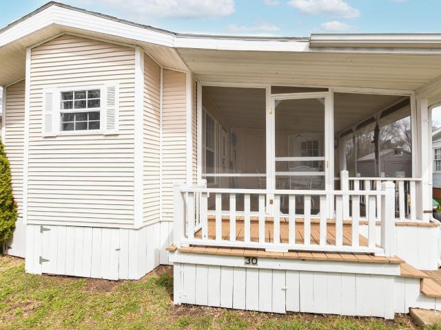 Condo for sale in Elkhorn, Wisconsin