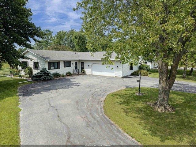 House for sale in Black Creek, Wisconsin