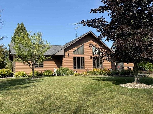House for sale in Menominee, Michigan