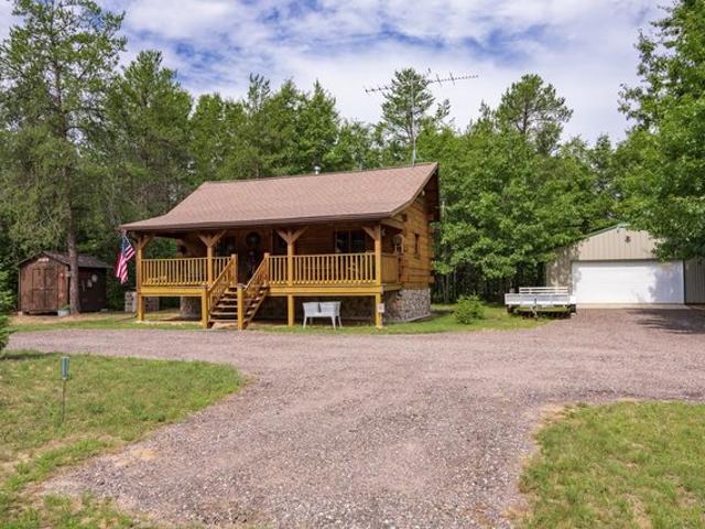 House for sale in Juneau, Wisconsin