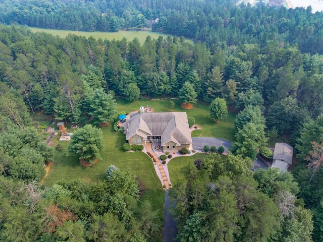 House for sale in Juneau, Wisconsin