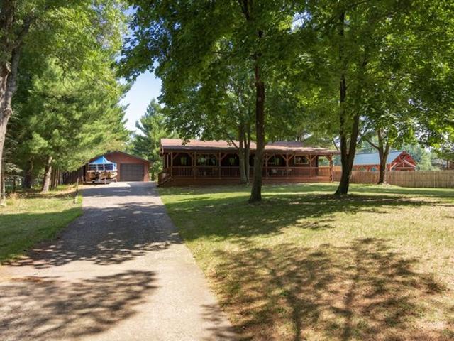 House for sale in Juneau, Wisconsin