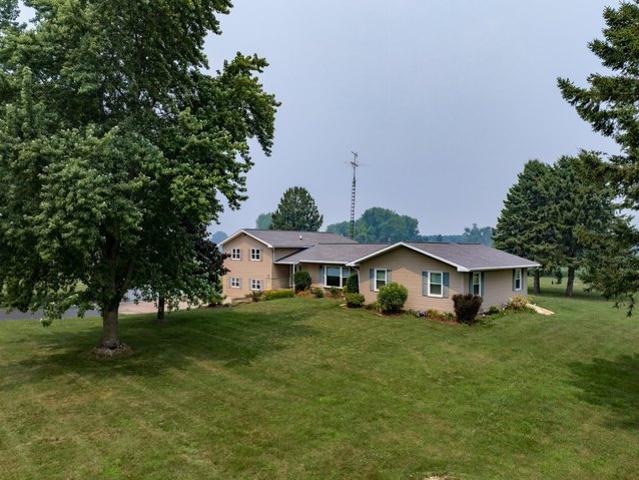 House for sale in Juneau, Wisconsin