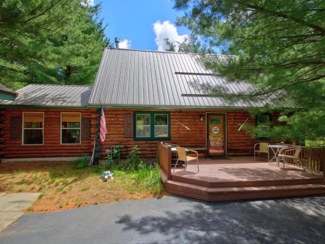 House for sale in Juneau, Wisconsin