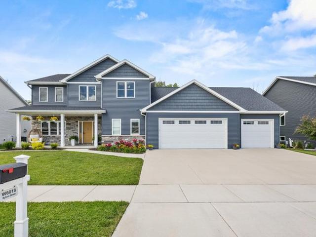 House for sale in Menasha, Winnebago County