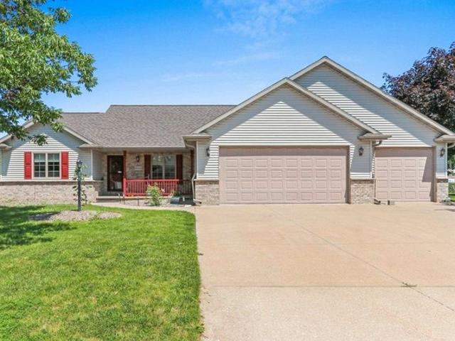 House for sale in Menasha, Winnebago County