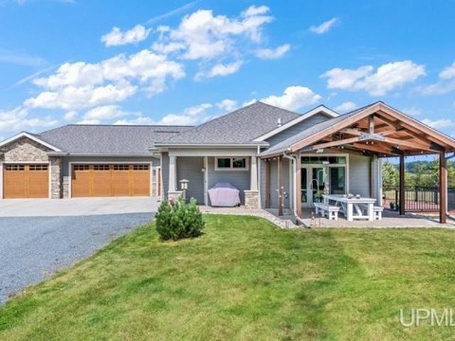 House for sale in Iron Mountain, Michigan