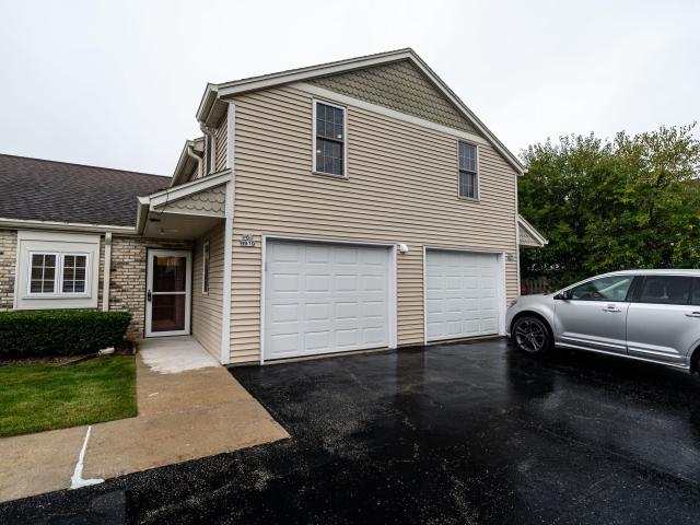 Condo for sale in Cedarburg, Ozaukee County