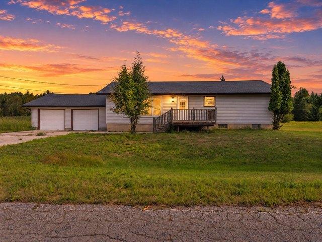 House for sale in Menominee, Michigan