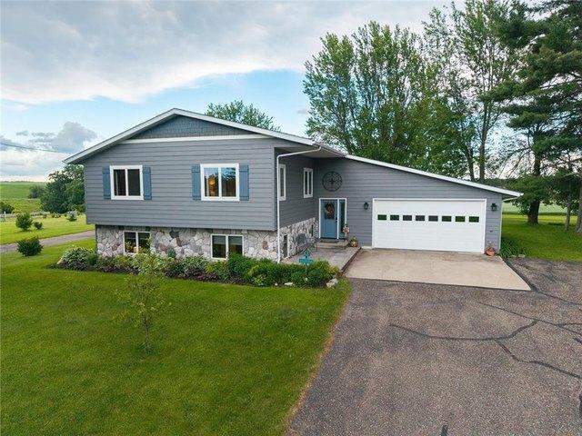 House for sale in Spring Valley, Wisconsin