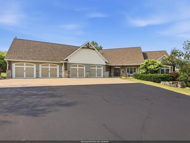 House for sale in Shiocton, Outagamie County