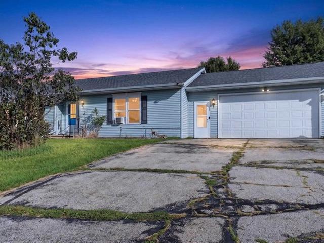 House for sale in Fall River, Columbia County