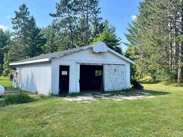 House for sale in Pembine, Wisconsin