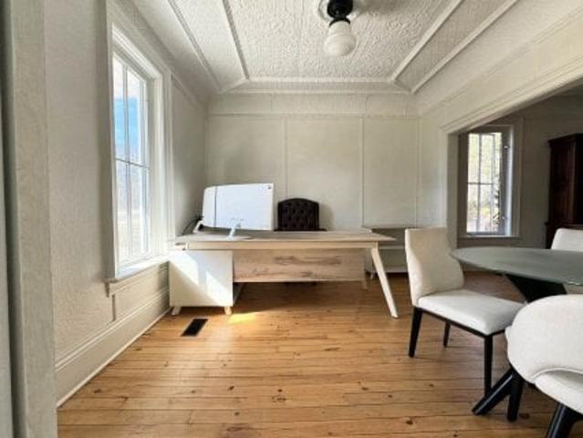 Office for rent in Durham, Ontario