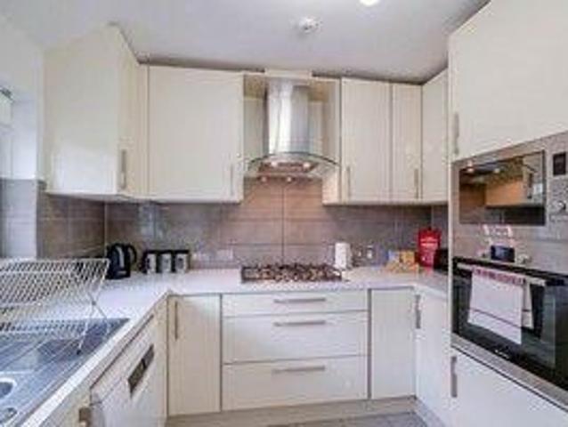 Apartment for rent in London Borough of Ealing, Hanwell