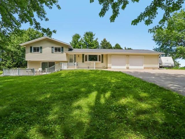 House for sale in Beaver Dam, Wisconsin