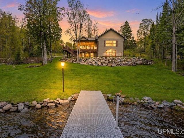 House for sale in Iron Mountain, Michigan