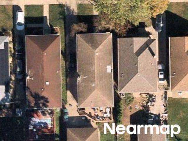 House for sale in Evergreen Park