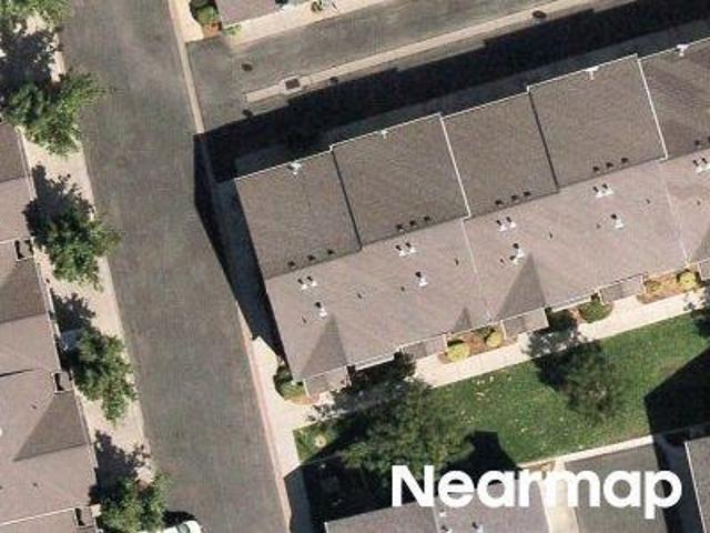 Townhouse for sale in Logan