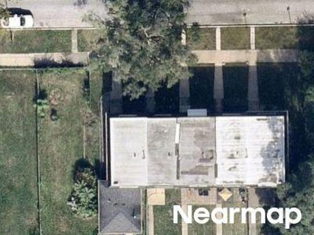 Townhouse for sale in Chicago Park, Illinois