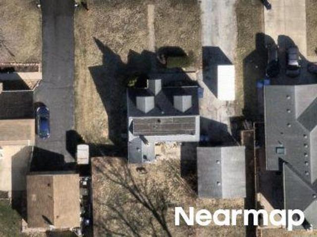 House for sale in Worth, Illinois