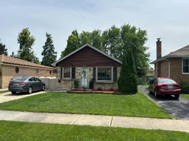 House for sale in Worth, Illinois