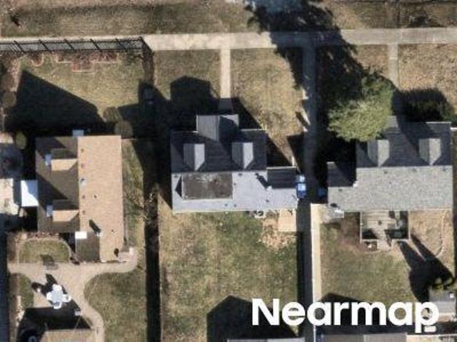 House for sale in Worth, Illinois