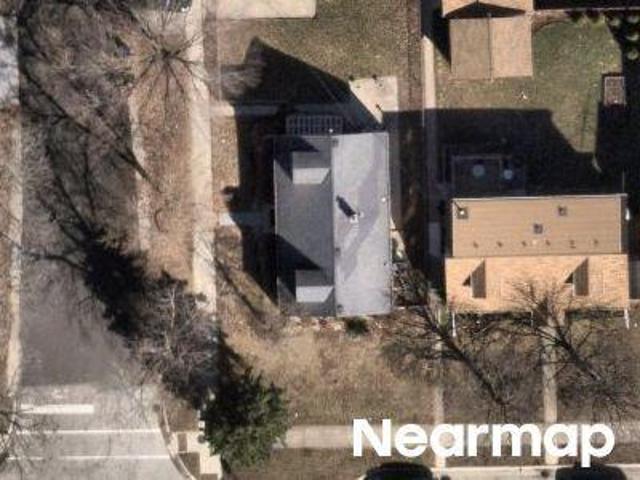 House for sale in Worth, Illinois