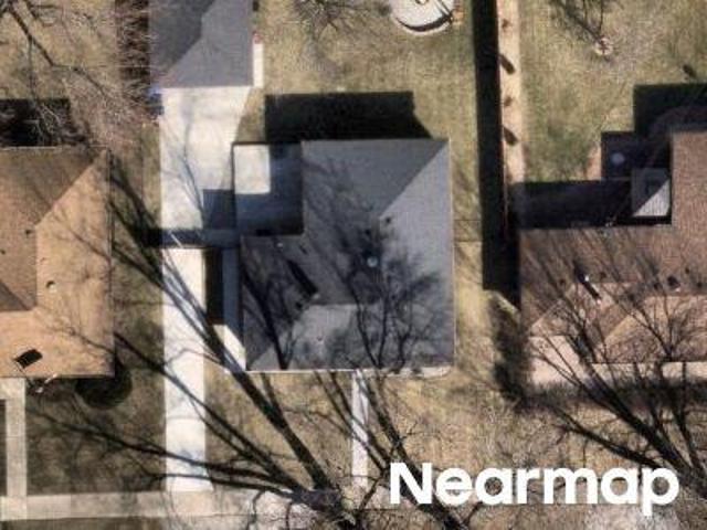 House for sale in Worth, Illinois