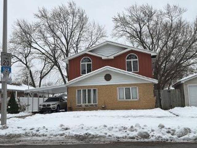 House for sale in Alsip, Illinois